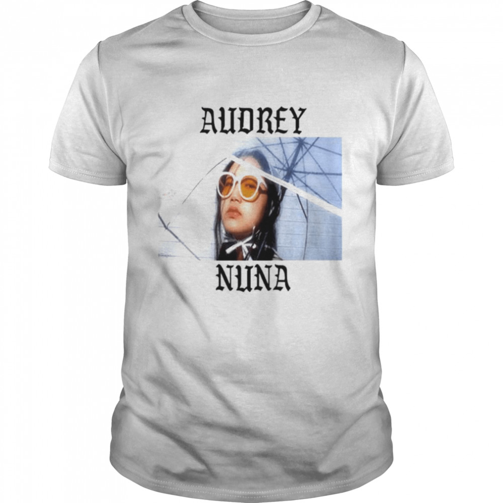Audrey Nuna T-shirt
